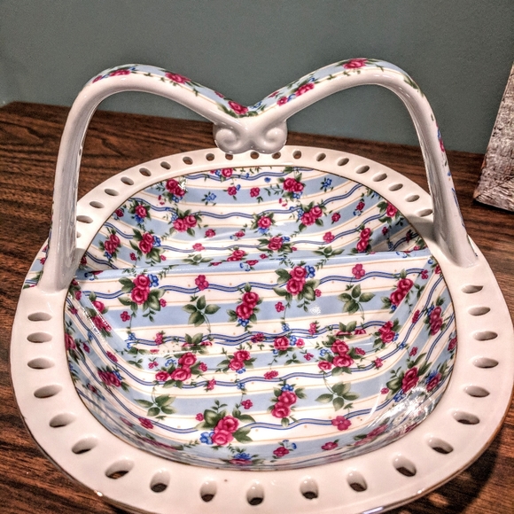 PORCELAIN DIVIDED DISH - Picture 6 of 6